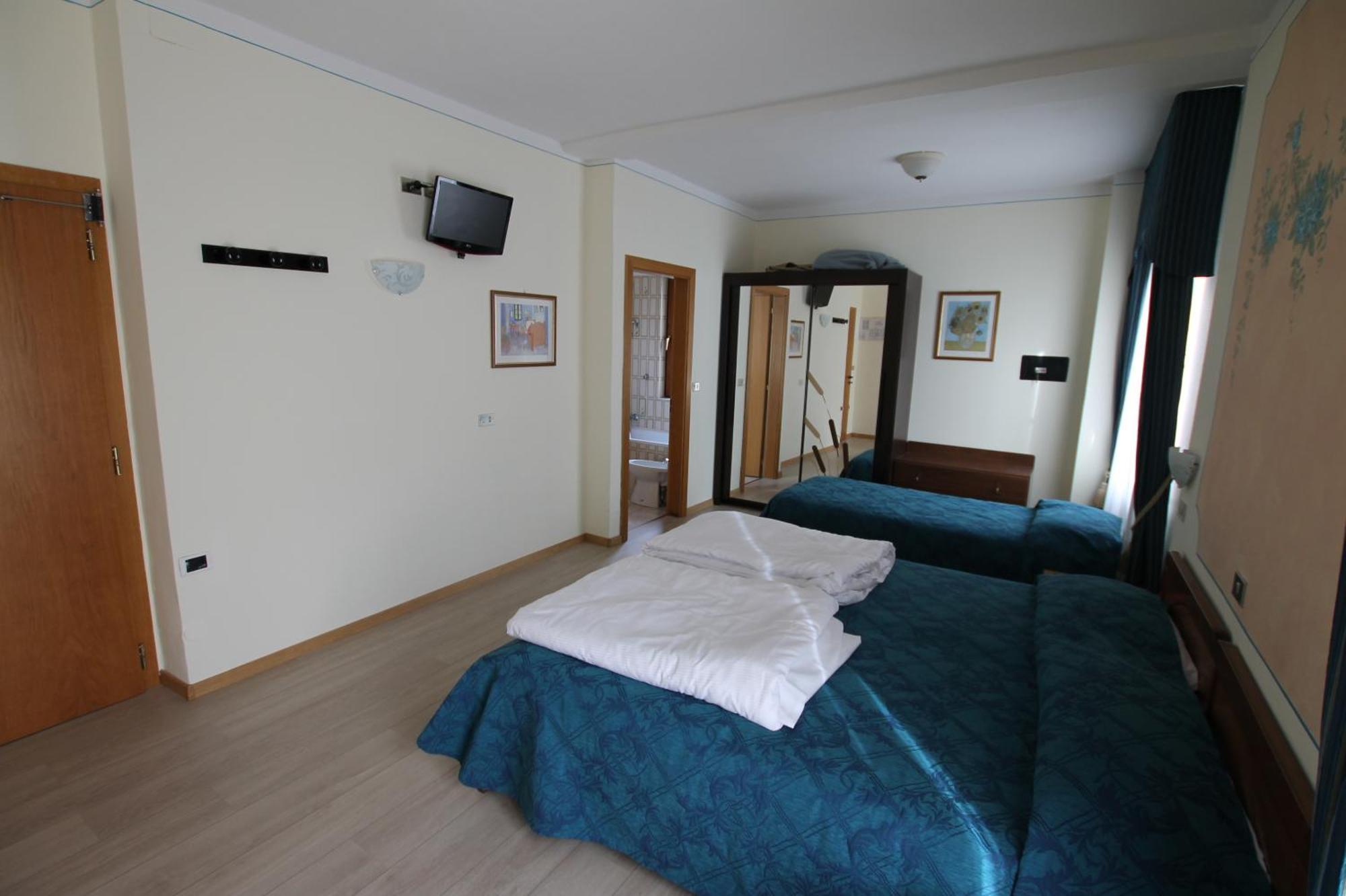 Hotel Florida Molveno Ngoại thất bức ảnh